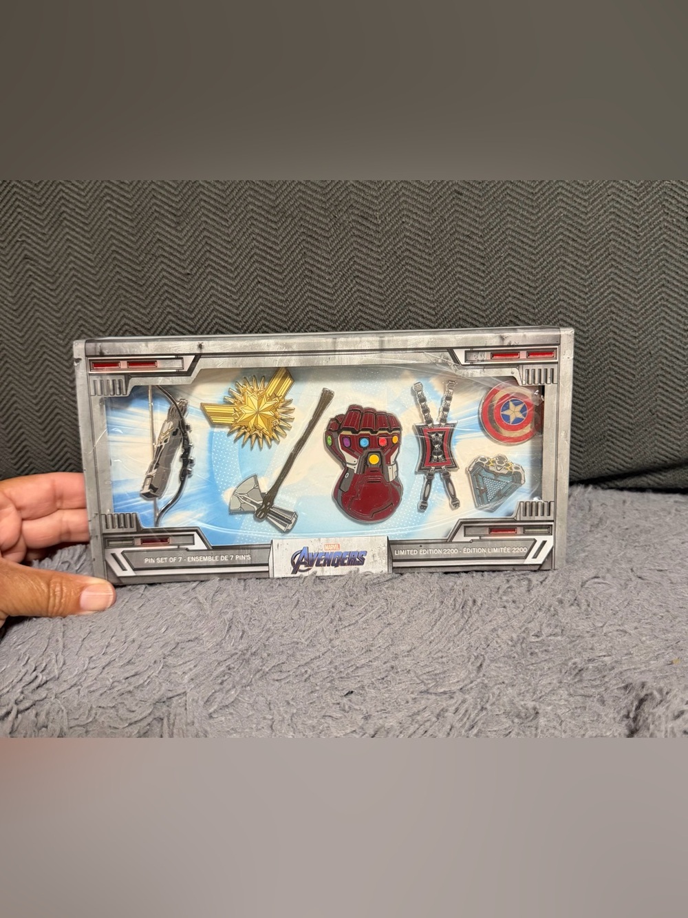 2019 Disney Marvel Avengers Endgame Pin Set Limited Edition 2200 NEW